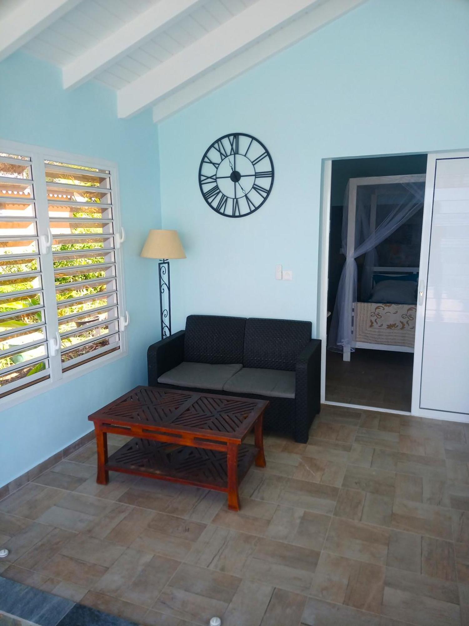Aux Colibris Amoureux : Loft De Standing Avec Vue Mer Grand-Bourg  المظهر الخارجي الصورة